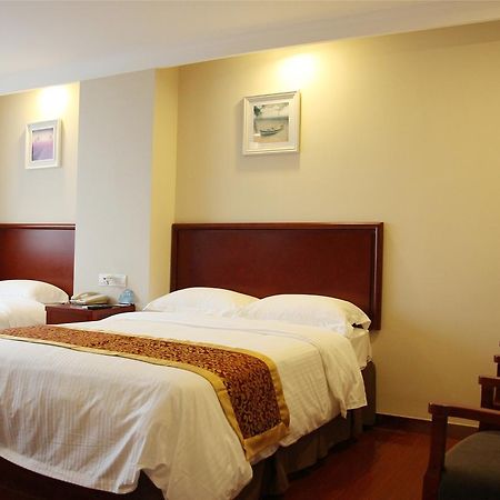 Greentree Alliance Guangxi Hezhou Babu District Lingfeng Square Hotel Exteriör bild
