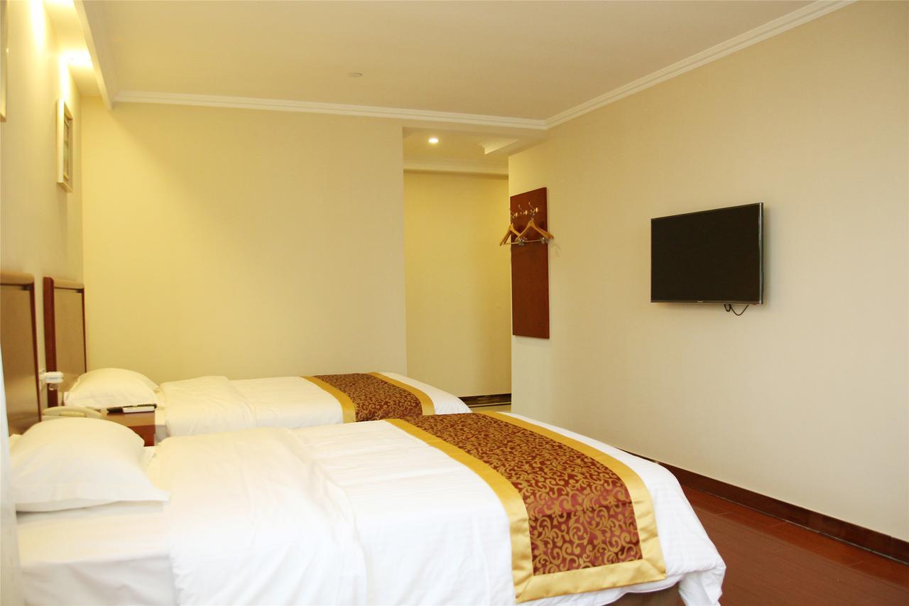 Greentree Alliance Guangxi Hezhou Babu District Lingfeng Square Hotel Exteriör bild