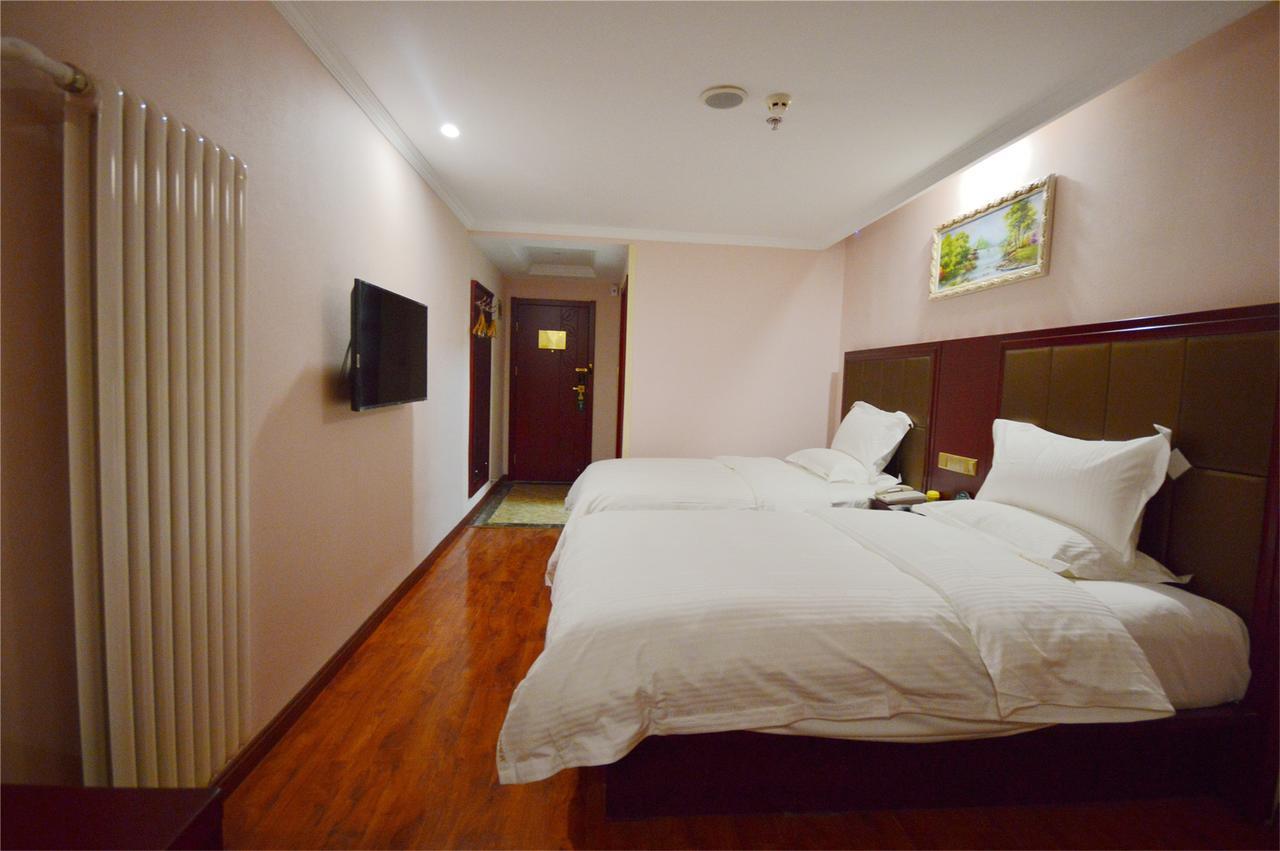 Greentree Alliance Guangxi Hezhou Babu District Lingfeng Square Hotel Exteriör bild